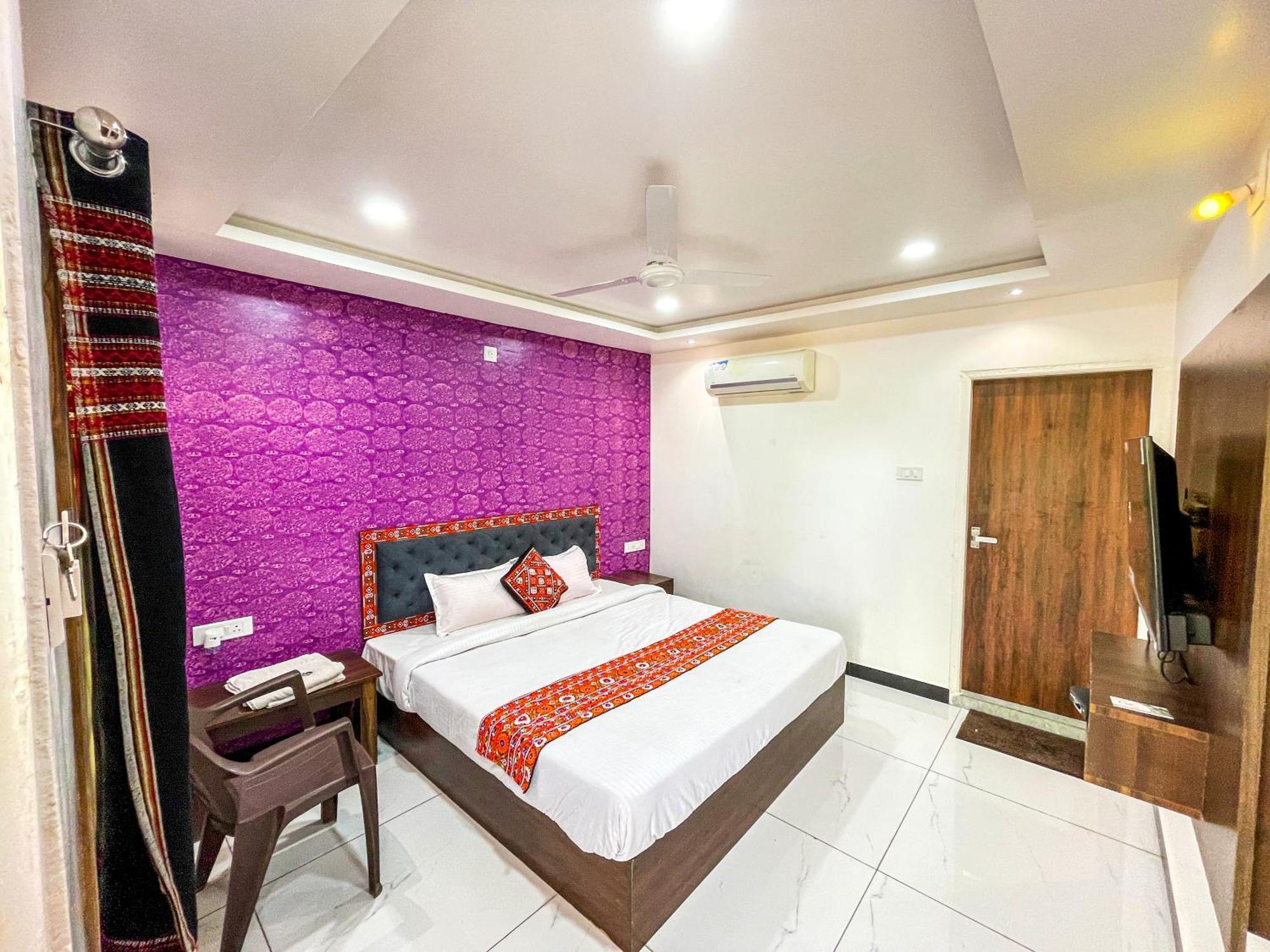 Stay Guru Resort Farm Villa Bhuj Oda fotoğraf